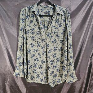 Ann Taylor olive and black floral v neck blouse. Size M
